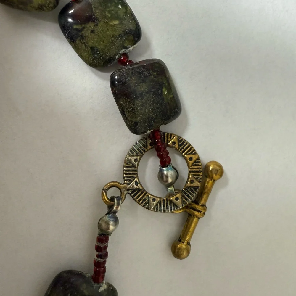 NATURAL JASPER STONES GRAINED SHAPES 10